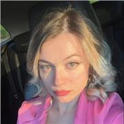 Insegnante di italiano, grammatica, geografia, storia, storia dell’arte, scienze